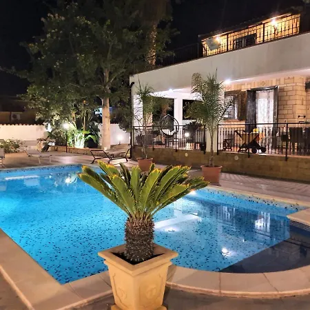 Apartment Marianna Con Piscina Privata Ampi Spazi Esterni E Wifi Free